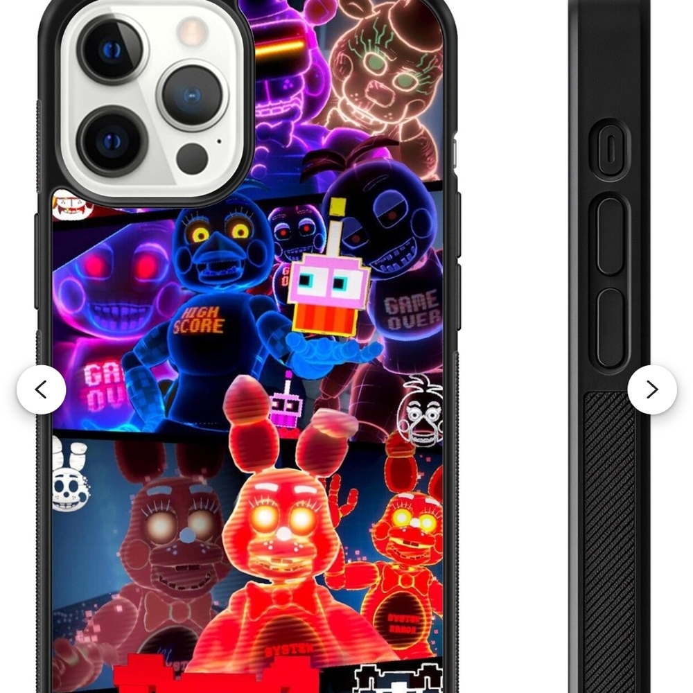 Five Nights at Freddy's iPhone SE phone case.